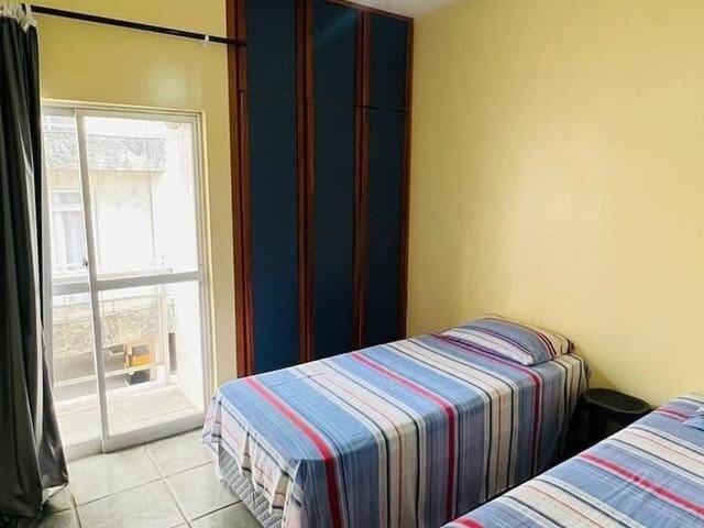Apartamento Amplo - 1 Quarteirao Da Do *